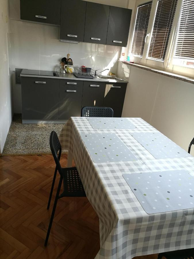 Suncani Stan Apartma Pula