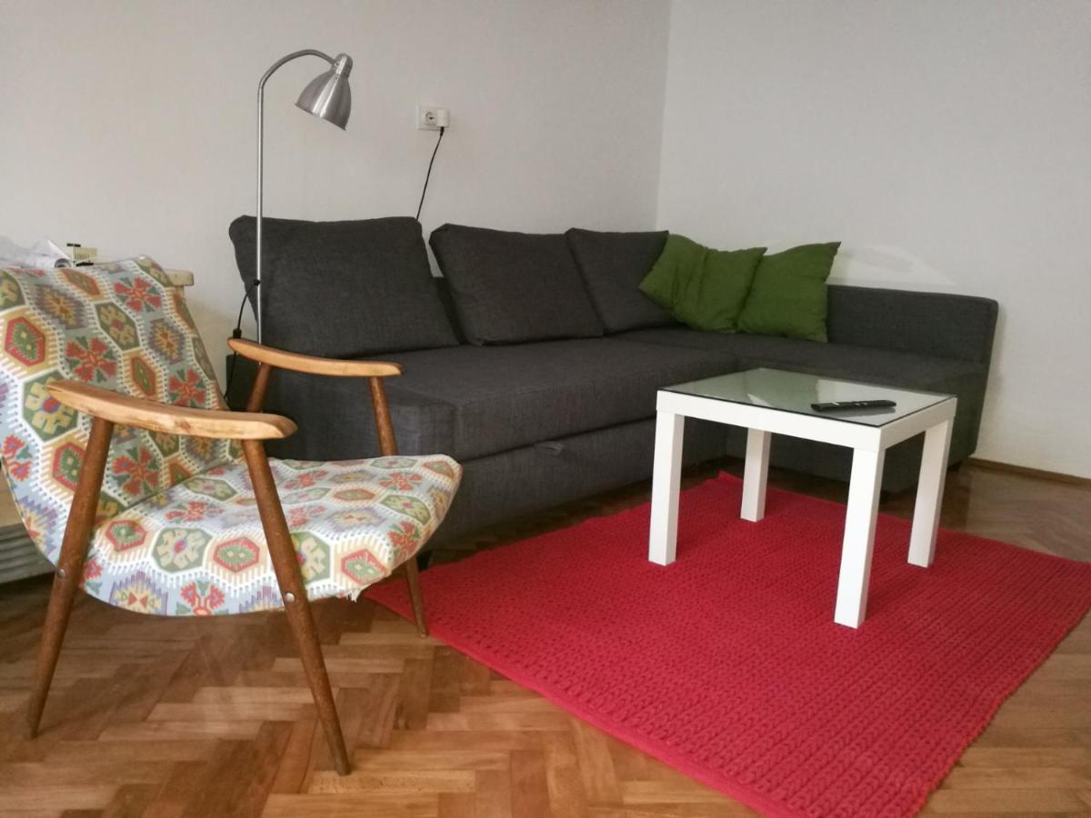 Suncani Stan Apartma *